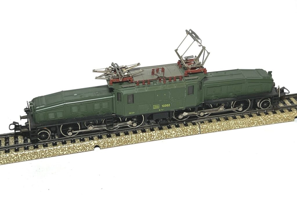 Märklin-Elektrolok Krokodil in Spur H0